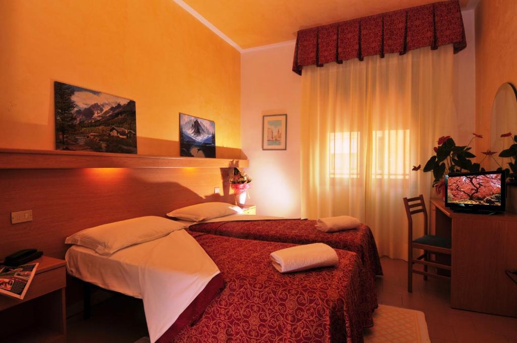 Hotel Al Mare ليدو دي يسولو المظهر الخارجي الصورة